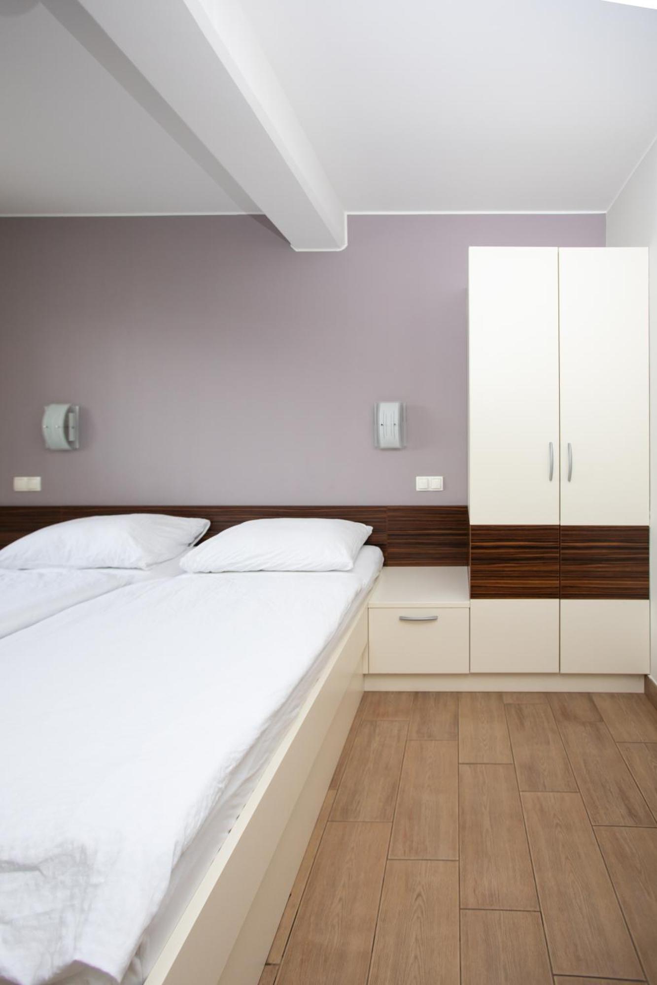 Rooms En Krajcar Cerknica Exteriér fotografie